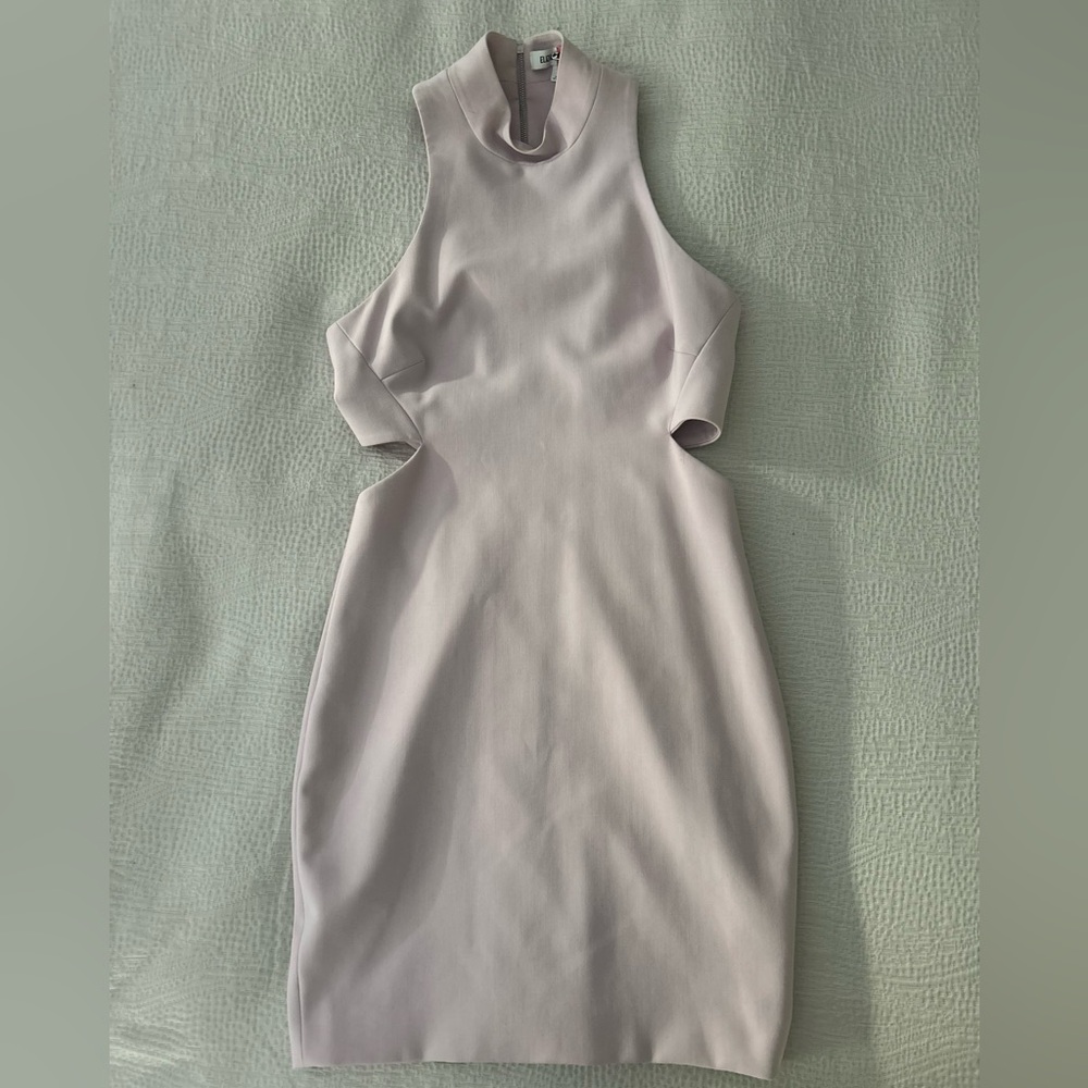 Elizabeth and James Phoenix dress in Lilac. Worn once.